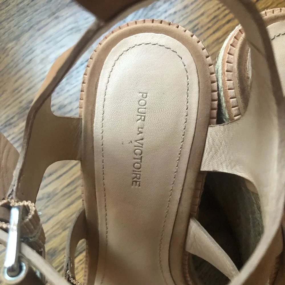 Pour La Victoire Oralee Wedge‎ Espadrille Size 9.5